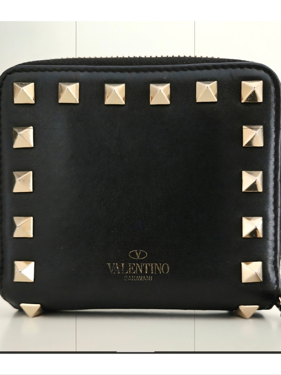 Valentino Handbags - Authentic VALENTINO Garavani Rockstud Bifold Compact Wallet‎ Card Holder Clutch